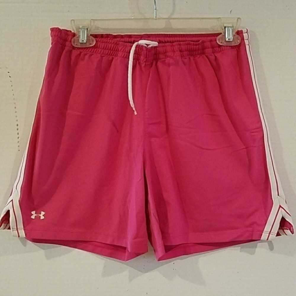 LADIES UNDER ARMOUR ATHETIC SHORTS‎ (sz med)